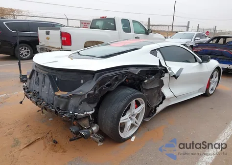 2021 Chevrolet Corvette Stingray Rwd 1Lt from USA, damaged, VIN 1G1YA2D45M5122797